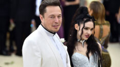 Elon Musk ile şarkıcı Grimes ile ayrılığın nedeni belli oldu meğer onu daha çok seviyormuş