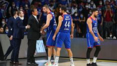 Anadolu Efes, Beşiktaş’ı mağlup etti