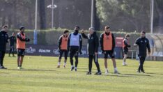 Beşiktaş’ın Antalya kampı, 10 eksikle başladı