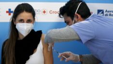 Bilimsel araştırma: Pfizer/BioNTech aşısının üçüncü dozu da Omicron’a karşı korumuyor