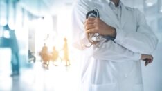 Hekimler yoksul maaşı istiyor