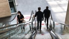 Korkutan araştırma: Omicron diğer varyantlardan daha uzun süre yüzeyde kalıyor