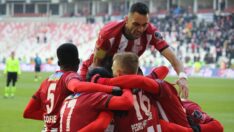 Sivasspor evinde yıkılmıyor