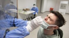 Uzmanlar uyarıyor: Bu belirtiler varsa Omicron varyantı geçirmiş olabilirsiniz