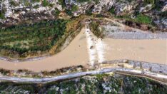 Yazın kuruyan Alata Deresi denizle buluştu