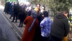 5 kiloluk Ayçiçek yağı: 99 TL, 2 kilo pirinç: 24.50 TL! Halk kuyruğa girdi