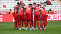 Antalyaspor’dan kritik galibiyet! Düşme hattından çıktı