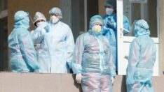 ‘Covid-19 salgınının endemiye dönmesi için vaka sayısı 4 hafta düşük kalmalı’