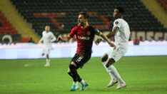 Erteleme maçında Gaziantep FK ve Yeni Malatyaspor yenişemedi: 0-0