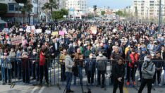 Halk sokağa indi: Geri alınsın!