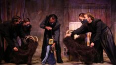 Kukla tiyatrosu Eskişehir’de seyirci ile buluştu