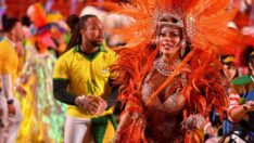 Nice Karnavalı, geçit töreni başladı