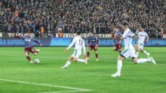 Trabzonspor Konyaspor maçı kapalı gişe! Kent şölen havasında…