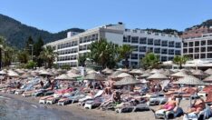 Türkiye’ye gelen turistler yüzde 45 daha az harcıyor