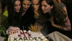 ‘Üç Kız Kardeş’ ekibi izleme yemeğinde bir araya geldi