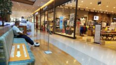 Vatandaş gıda dışı harcamalarını kıstı, perakendecinin cirosu düştü