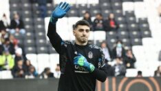 Beşiktaş’ın genç kalecisi Emre Bilgin tarihe geçti