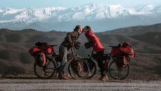 Bisikletleriyle Fransa’dan Van’a gittiler