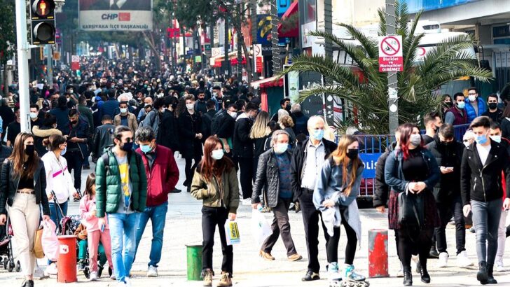 Coronada son durum açıklandı! İşte 16 Mart 2022 vaka ve vefat sayısı
