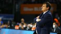 Ergin Ataman: Ukrayna’da çok büyük bir insanlık dramı yaşanıyor