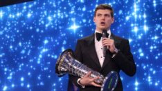 F1 pilotu Max Verstappen’ten tarihe geçecek sözleşme….