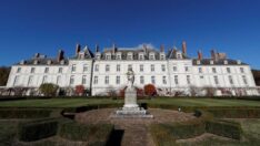 Gençler şatoda yaşamak istemiyor