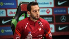 Hakan Çalhanoğlu: Burak Yılmaz’ın üzüntüsünü kimse şu an hissedemez