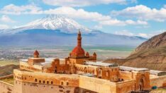 İshak Paşa Sarayı’nda ziyaretçi rekoru