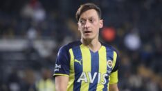 Kadro dışı bırakılan Mesut Özil’den ilk açıklama