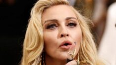 Madonna yeni dövmesini Instagram’dan paylaştı