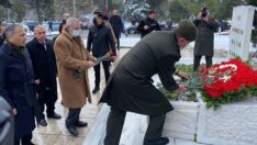 Mehmet Akif Ersoy’a kabri başında anma