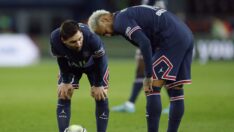 Neymar ve Messi’ye ıslıklı protesto! Mbappe ise…