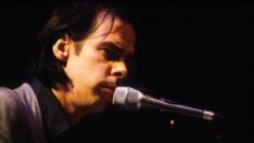 Ukrayna’ya destek olan Nick Cave’e çifte standart eleştirisi