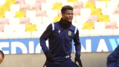 Yeni Malatyaspor, Didier Ndong ile yollarını ayırdı