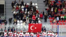 18 Yaş Altı Dünya Buz Hokeyi Şampiyonası, Zeytinburnu’nda başladı