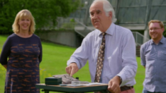 30 yıldır çekmecede duran saati meğer 385 bin lira ediyormuş