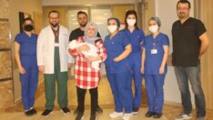 50 bin doğumda bir görülüyor, 5 aylık bebek 7 saatlik operasyonla sağlığına kavuştu