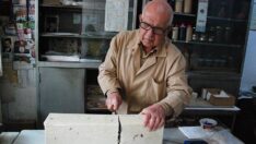 65 yıldır helva satıyor