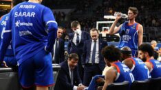 Anadolu Efes, Euroleague’de play-off’u garantiledi