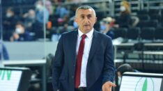 Aziz Akkaya görevini bıraktı