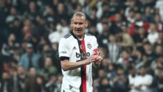 Beşiktaş’tan Vida için sakatlık açıklaması!