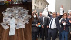 CHP, elektrik faturasını bir çuval dolusu 5 liralık banknotlar ile ödedi