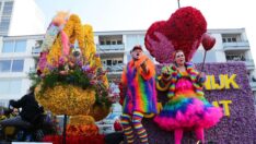 Çiçek festivali renkli görüntüler yarattı