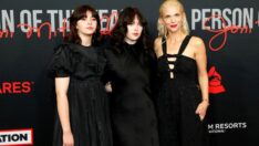 Dave Grohl Foo Fighters’ın davulcusunun ölümünden sonra ödül törenine ailesini gönderdi