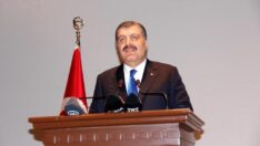 Doktor maaşlarının iyileştirilmesiyle ilgili Bakan Koca’dan açıklama