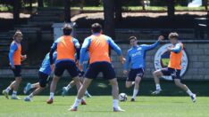 Fenerbahçe iki eksikle çalıştı