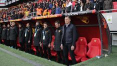 Göztepe’de iki isimle yollar ayrıldı