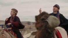 Koreli müzik grubu WIHI, Kapadokya develerine şarkı yaptı