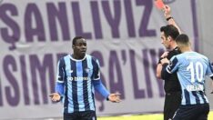 Mario Balotelli kırmızı karta tepki gösterdi