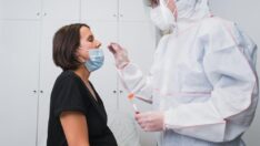 ‘Omicron’a yakalananların, Delta’ya kıyasla koku alma duyusunu kaybetme olasılığı daha düşük’